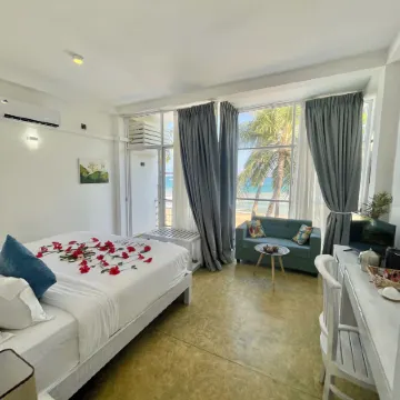 Smeralda Beach Hotel Dikwella