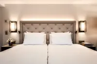 Hotel Astoria Hotels near Sternwarte Luzern