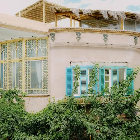 MUSE CAFE GUESTHOUSE