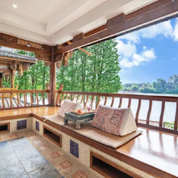 Kunming Yuanshan Elegant Lake View Villa Hotel (Dianchi Nationality Village)