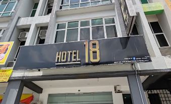 3. Hotel 18..
