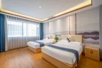 Floral Hotel·Guilin Companion Star Heyuan Hotel (Guilin Liangjiang Sihu Dongxi Lane Store) - جاكوزي