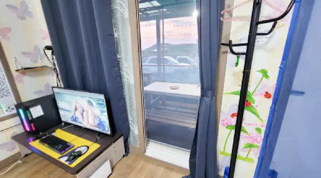 JunLivePension Отели рядом с достопримечательностью «Музей истории Канхва»