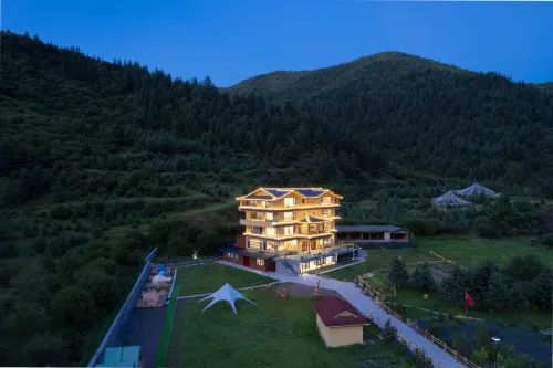 LUYE Hotels in Songpan