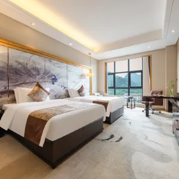 Four Seasons Garden Hotel