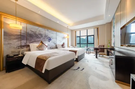 Four Seasons Garden Hotel Отели в г. Либо