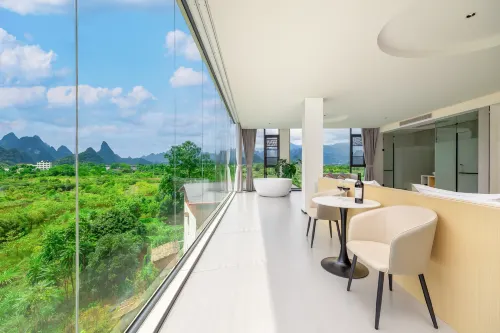 Yintianju Panoramic Light Luxury Hotel (Xingping Ancient Town) - Bãi đậu xe
