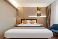 Homeinn Selected Hotel (Nanning Jinhu Square Subway Station)