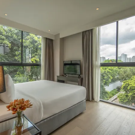 Walton Suites Sukhumvit Отели рядом с достопримечательностью «Ваттана»