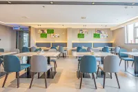 Homeinn Selected Hotel (Yingkou Bayuquan Wanlong Commercial Building)