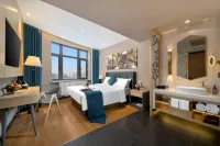 Yitel Premium (Harbin West High-speed Railway Station Wanda Plaza) Отели в г. Харбин