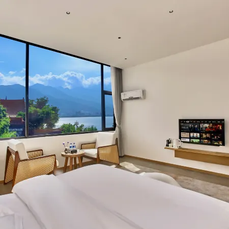Dali Luwan Sea View Hotel