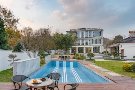 Changxing Manju B & B Отели рядом с достопримечательностью «Changxing Badujie Scenic Area»