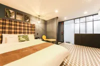 SM ブティック ホテル 弘大入口駅周辺のホテル