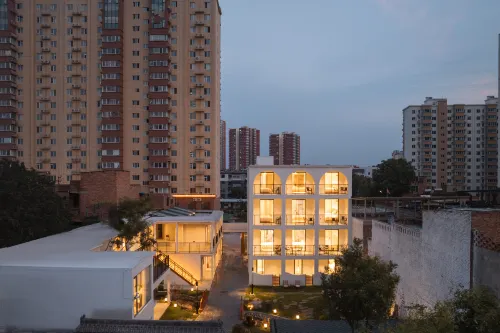 Yunan Yunbei Art Homestay (Luoyang Luoyi Ancient City Branch)