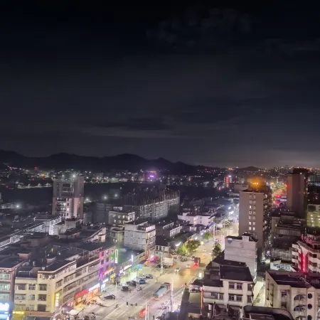 No. 8 Premium Hotel (Meitang)