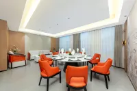 Yueerman Hotel (Linfen West Railway Station Gulou West Street)