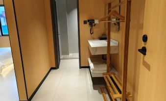 Baoting Baocheng Hanting smart Hotel