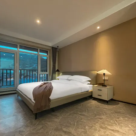 MT7 | Scenic View Villa Resort | Vista Prive Ski Lodge