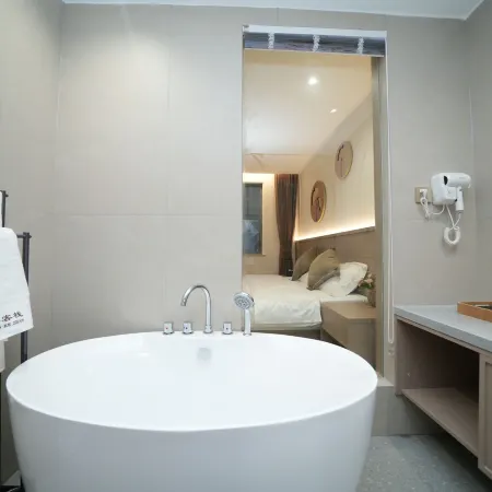 Bama Fengyuqiao Homestay (Impression Bama Mujishan Park)