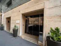 Divina Luxury Hotel Hotels near Spagna