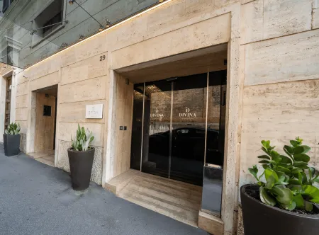 Divina Luxury Hotel
