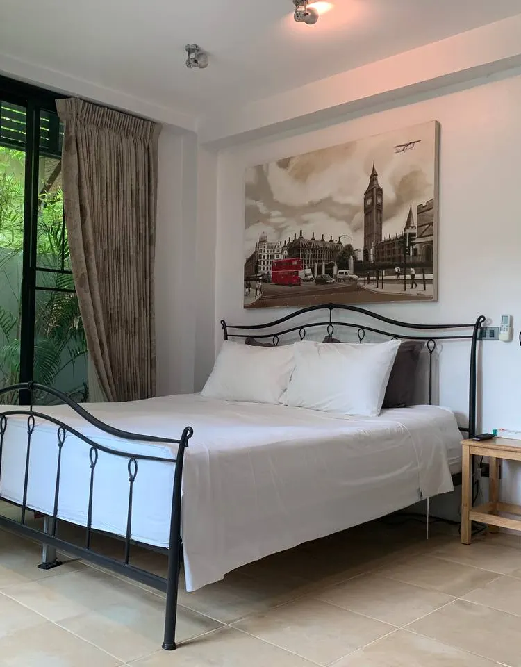 อพาร์ทเมนท์ 1 ห้องนอนพร้อมวิวสวน