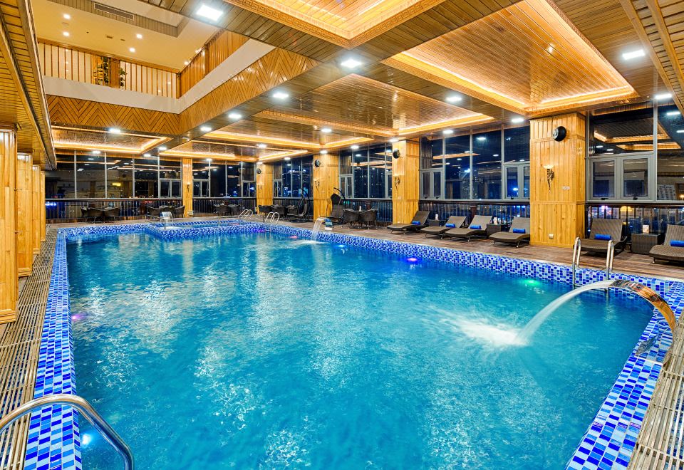 Nhu Minh Plaza Hotel Over view