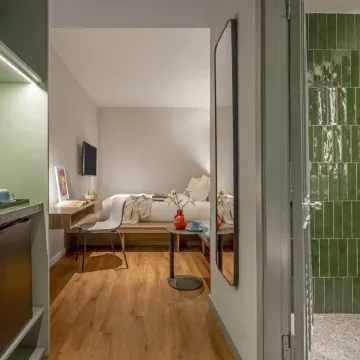 M Village Hotel Da Nang Centre - Free Laundry and Kitchen Отели рядом с достопримечательностью «Хан- Ривер»