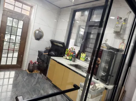 Qichun Shangfeng Hotel (Qichun South Station Branch)