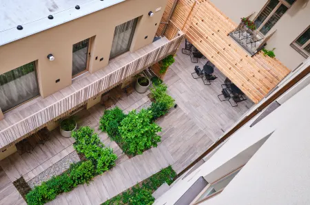 Aparthotel Rimska 14 Отели рядом с достопримечательностью «Don Giovanni Puppet Theater»