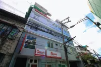 RedDoorz near Zobel Roxas St Hotels in Makati