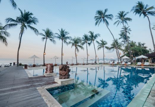 2. 라마나야 칸디다..