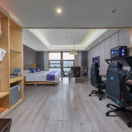 X Vision Esports Hotel (Changde Linli Railway Station Branch)
