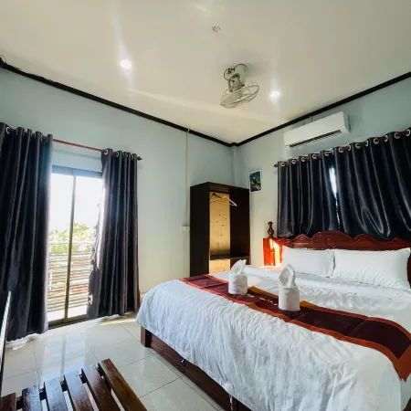 Smile Guesthouse VangVieng