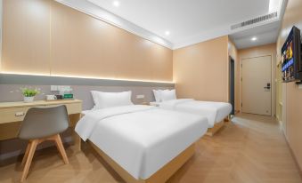 Haoting Business Hotel (Jiangjin Shuangfu Light Rail Station)