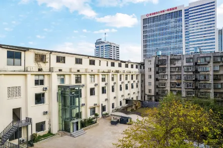 Kunming Bunshe Hotel Отели рядом с достопримечательностью «Sanjiacun Reservoir»