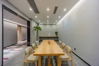 Lis Future Hotel (Feixi Greenbelt Xindou Hui)