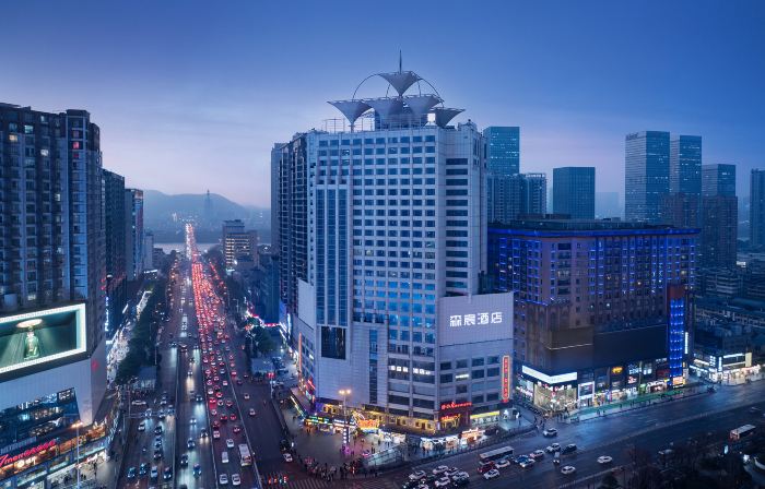 Senchen Hotel (Changsha Wu Yi Square Subway Station)