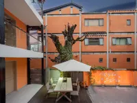 Lugu Lake Sunshine Boutique Hotel