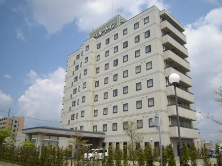 Hotel Route-Inn Fukui Owada Отели рядом с достопримечательностью «Yokokan Garden»
