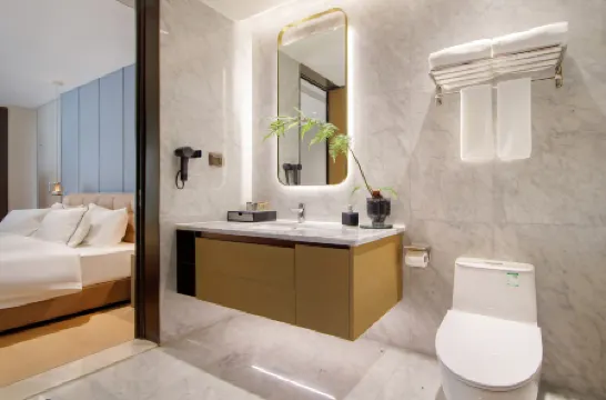 Heyo Hengyue Huasong Executive Hotel (Guanyinqiao Pedestrian Street Branch), Guanyinqiao No.1 Отели рядом с достопримечательностью «Guanyinqiao Pedestrian Street»