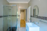 Adinkra Boutique Hotel
