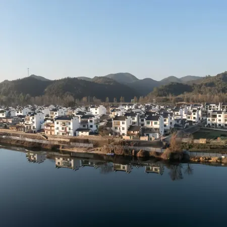 Wuyuan Yanyanju | Parent-child picking · Zhou-side fishing·Haven homestay Отели в г. Уюань