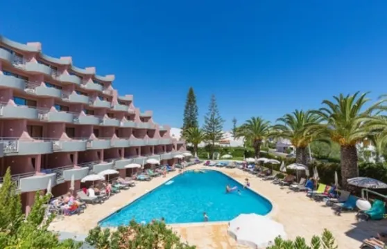 露娜卡拉布海洋酒店