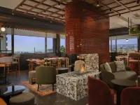 راديسون ريد بلغراد Hotels near باليلولا