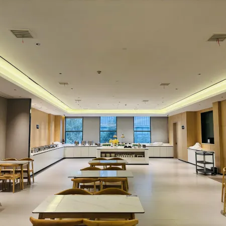 City Comfort Inn Hotel (Yichang East Railway Station)