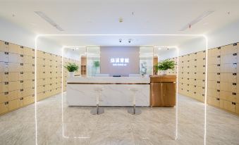 The Qixi Youth Hostel (Shanghai Hongqiao Center Branch)