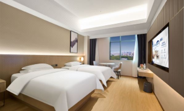 Lavande Hotel (Dongguan Tangxia Rainbow High-speed Railway South Station Branch)