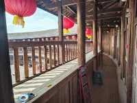 Shanglou Chinese Inn (Tulou King Scenic Area Chengqi Building)